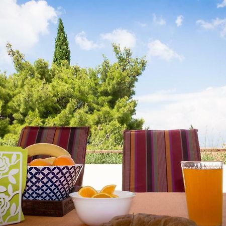 Holiday Home Laurea Supetar Buitenkant foto