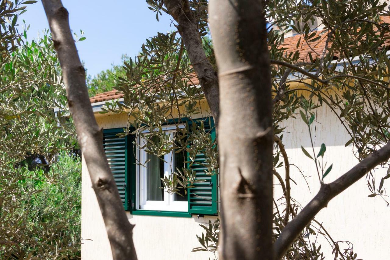 Holiday Home Laurea Supetar Buitenkant foto