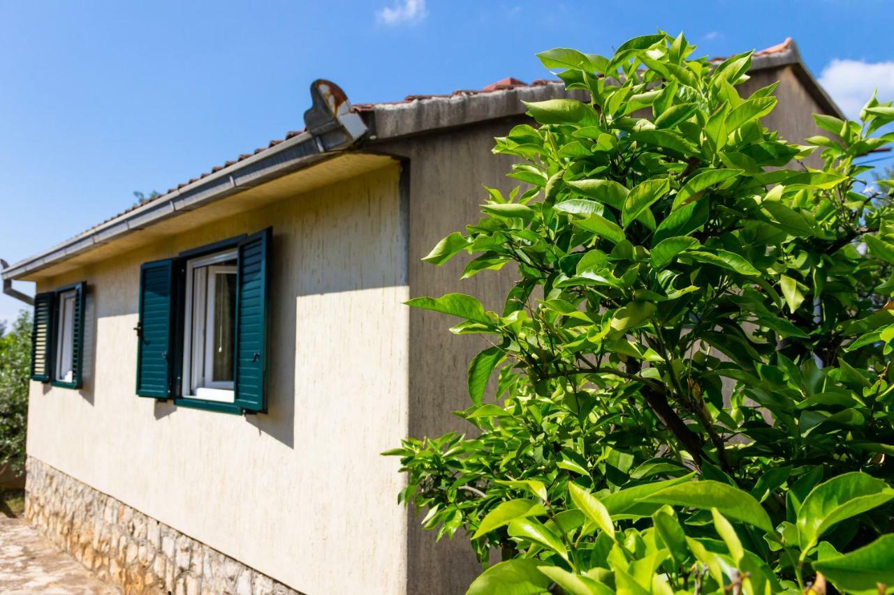 Holiday Home Laurea Supetar Buitenkant foto